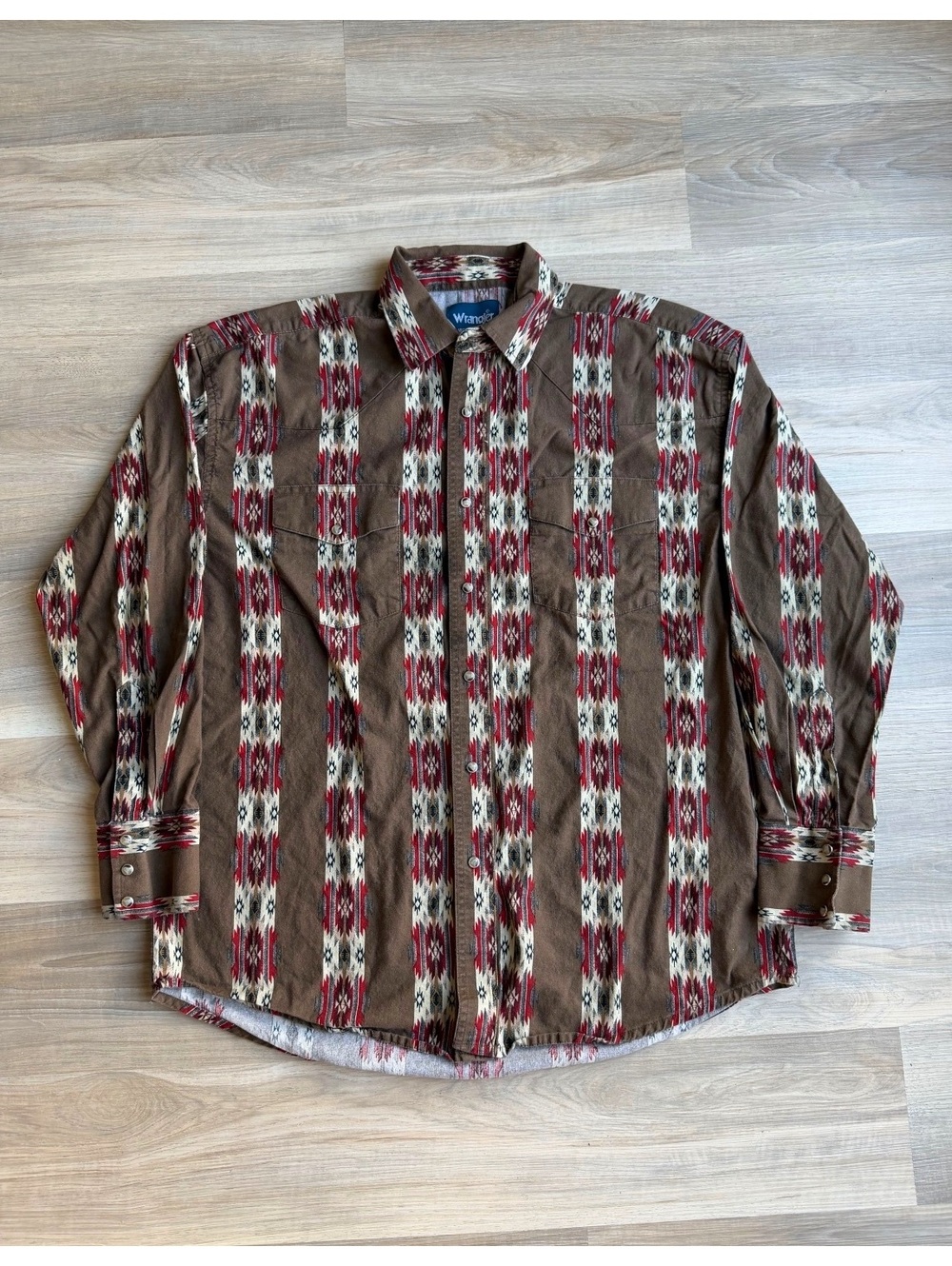 Vintage Wrangler Western Navajo Pearn Snap Button-Up Shirt